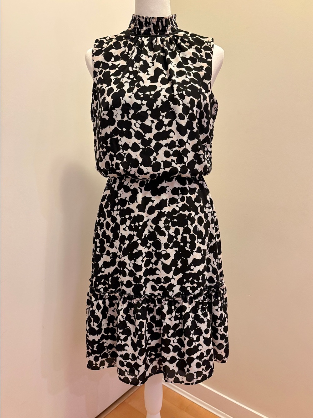 Karl Lagerfeld Paris Black White Ruffle Gathered Neck Sleeveless Midi Dress